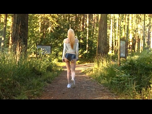 ❤️ Lijepa žena se kreće polako, ne goli video ❌ Porno video u pornografiji bs.sexera.ru ﹏