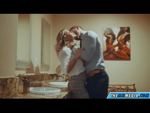 ❤️ Kad te prsata plavuša zavede u javnom toaletu ❌ Porno video u pornografiji bs.sexera.ru ﹏